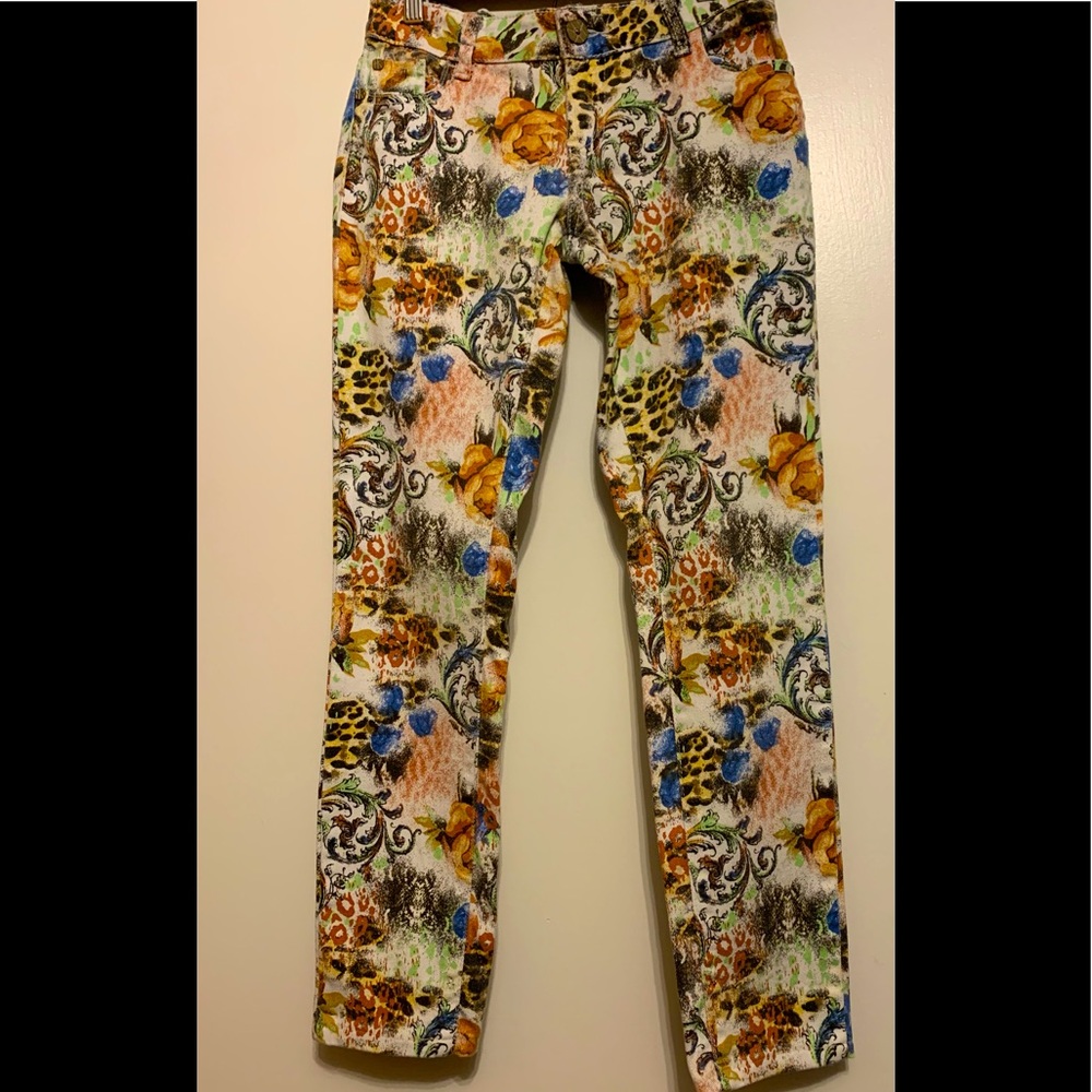 Hot Kiss Patterned Ankle Jeans Sz 5